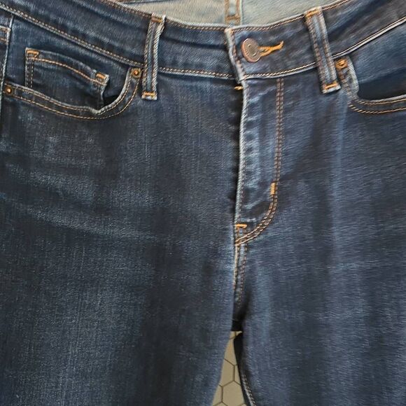 Levi's 714 Straight Dark Wash Stretch Jeans. Mid Rise, Button, Zipper. Size 29 - Picture 6 of 7